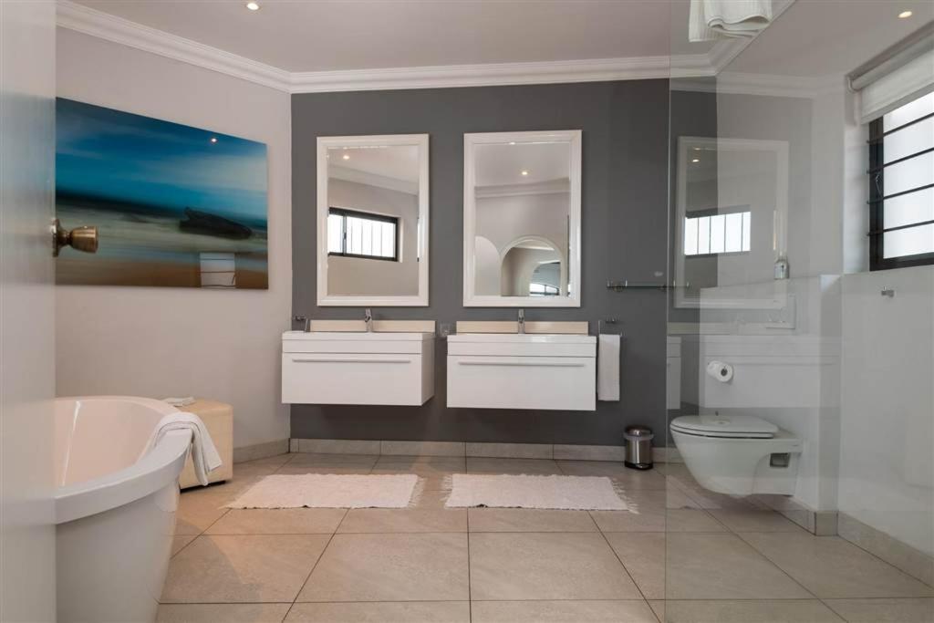 Lalaria Ocean Villa Dolphin Coast Bagian luar foto