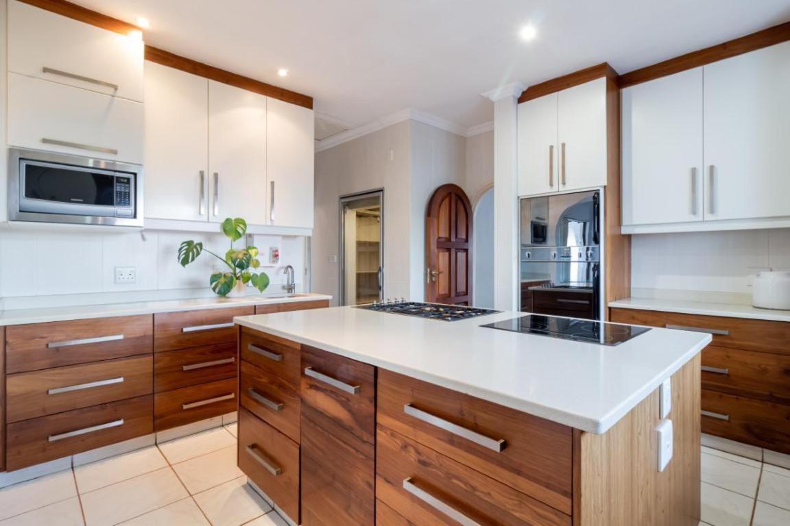 Lalaria Ocean Villa Dolphin Coast Bagian luar foto