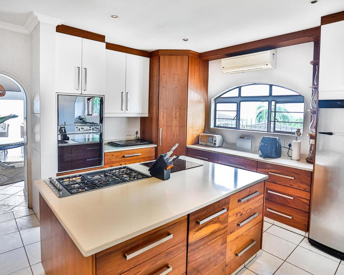Lalaria Ocean Villa Dolphin Coast Bagian luar foto